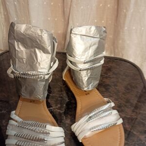 Rue 21 White/Silver Sandles Multi Strap Size 8/9 Zipper On Back